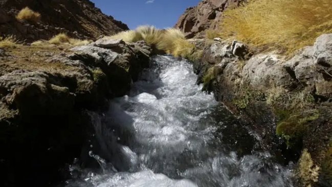 Las claves de la última disputa Chile-Bolivia en La Haya: las aguas del Silala