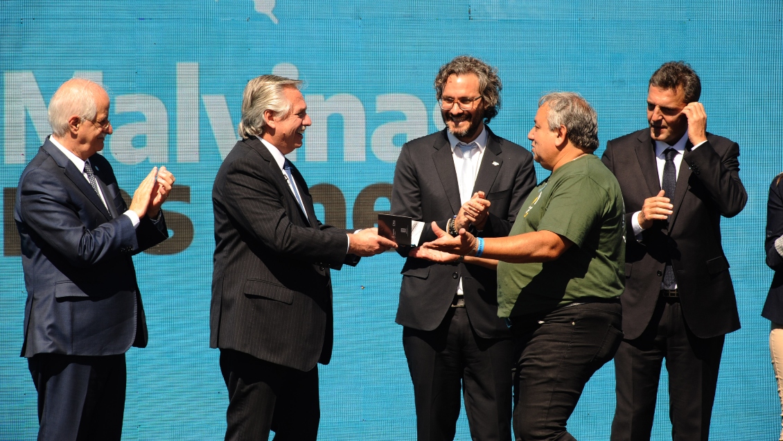 Fernández pidió al Reino Unido abandonar su 