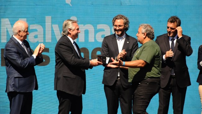 Fernández pidió al Reino Unido abandonar su 