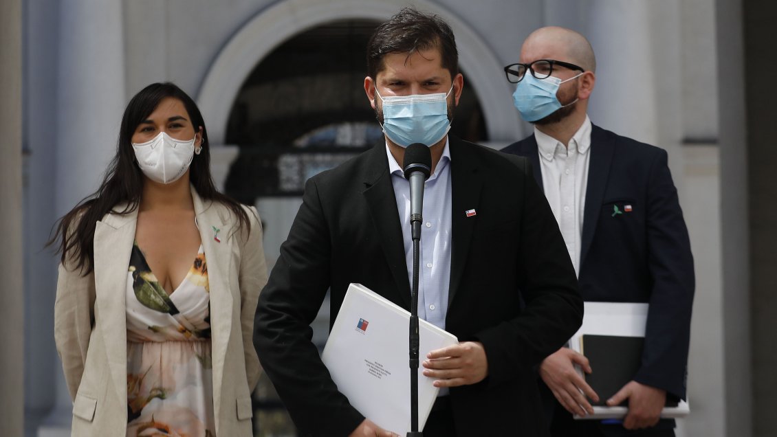 Presidente Boric entregó instructivo para hacer buen uso de los recursos públicos