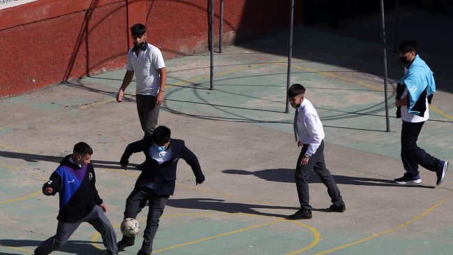 Aún no se define cómo será el uso de mascarillas en los colegios en nuevo plan