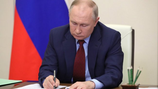  EE.UU. sanciona a dos hijas de Putin y veta las nuevas inversiones en Rusia  