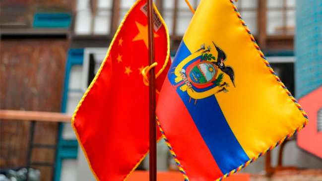 Luz verde en Ecuador a negociar acuerdo comercial con China