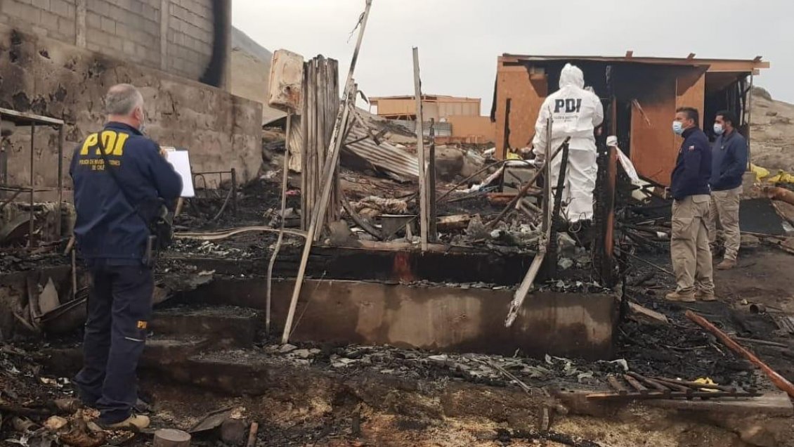 Niño de 11 años falleció durante incendio que quemó por completo su vivienda