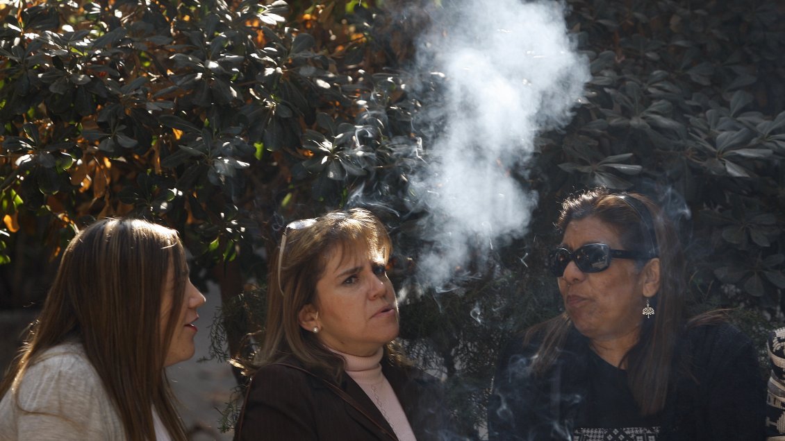 El número de fumadores bajó un 13 por ciento en el mundo al comienzo de la pandemia