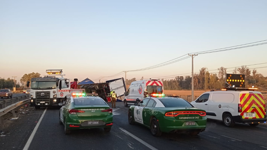 Por accidente en el Maule: MOP instruyó a concesionaria de la Ruta 5 Sur subir las barreras del peaje