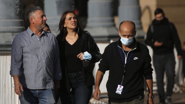 Minsal informó 2.516 casos nuevos y 26 fallecidos por Covid-19 en Chile