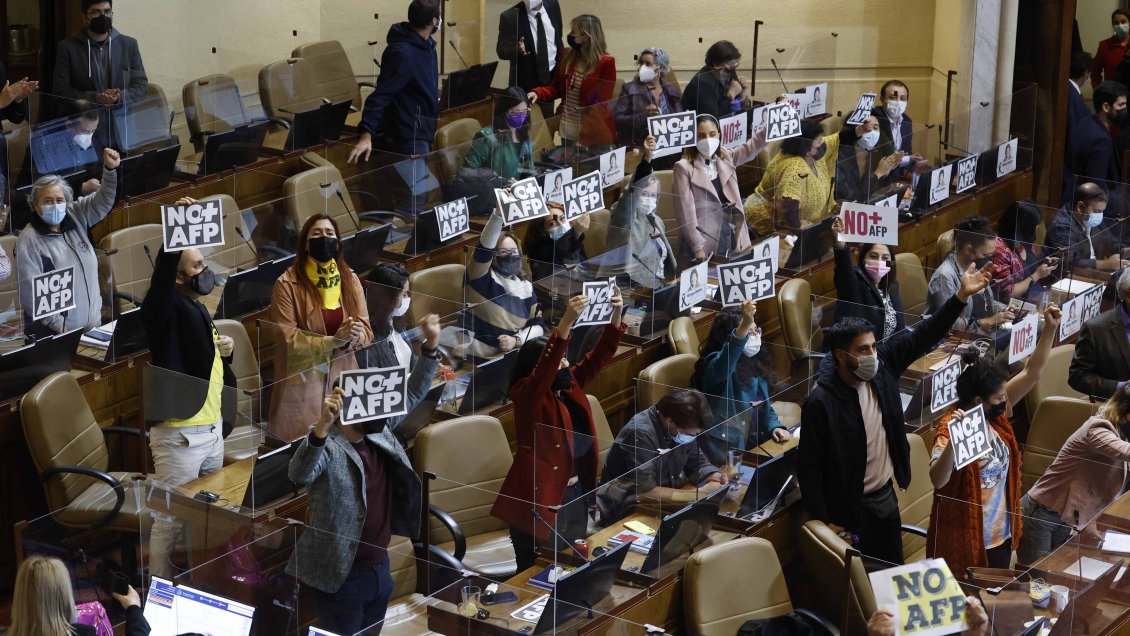 Diputado de RN pide que ministros Jackson y Marcel 