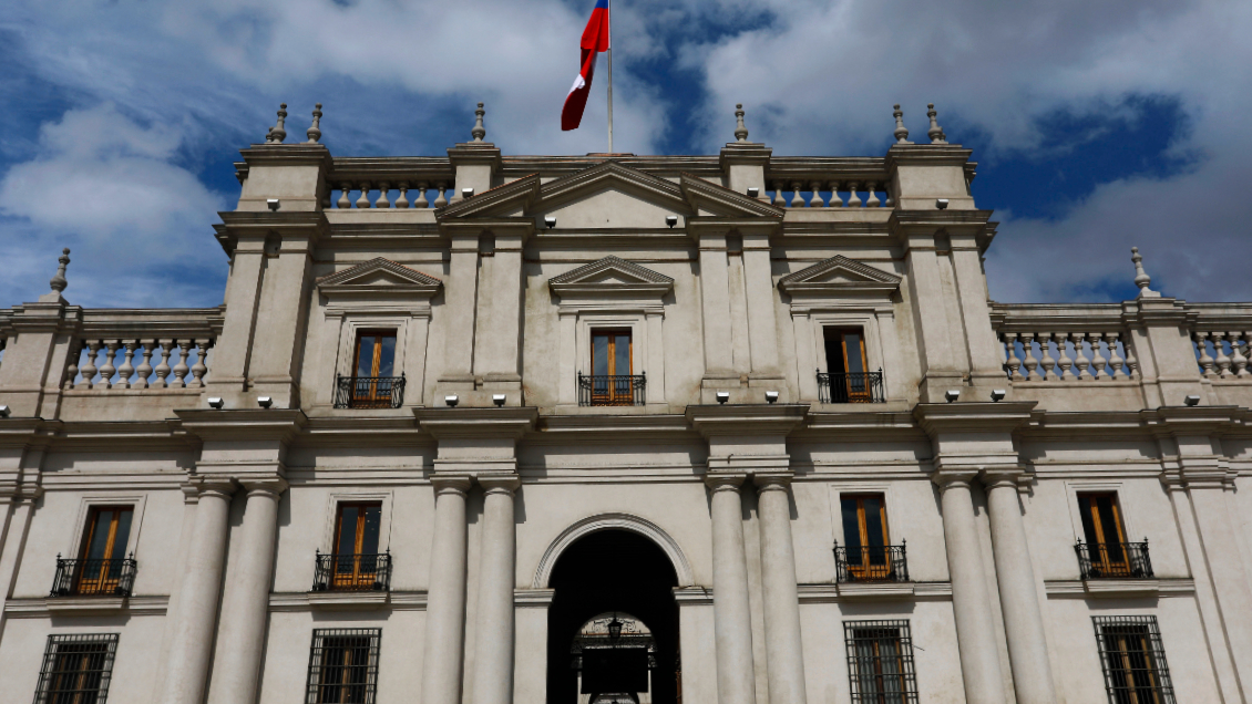 Gobierno fijó tope de seis millones de pesos para sueldos de sus asesores