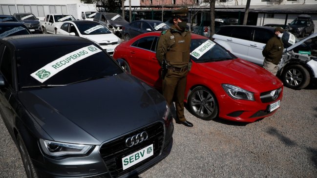 Locatarios del Barrio 10 de Julio fueron detenidos por receptación de vehículos