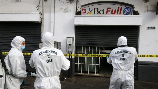 Dos delincuentes armados intentaron robar un banco en Recoleta