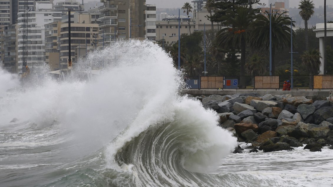 Este miércoles entra en vigencia un nuevo aviso de marejadas entre Aysén y Arica