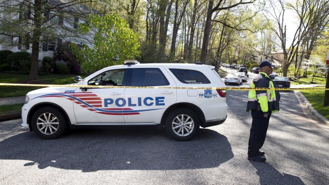 Agentes mataron a tiros a un intruso en la residencia del embajador de Perú en EEUU