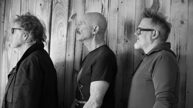 Stick Men, con Tony Levin, se presentará en Santiago durante noviembre