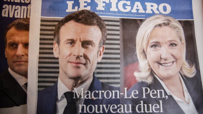  Según los primeros sondeos a pie de urna, Macron logró la reelección 