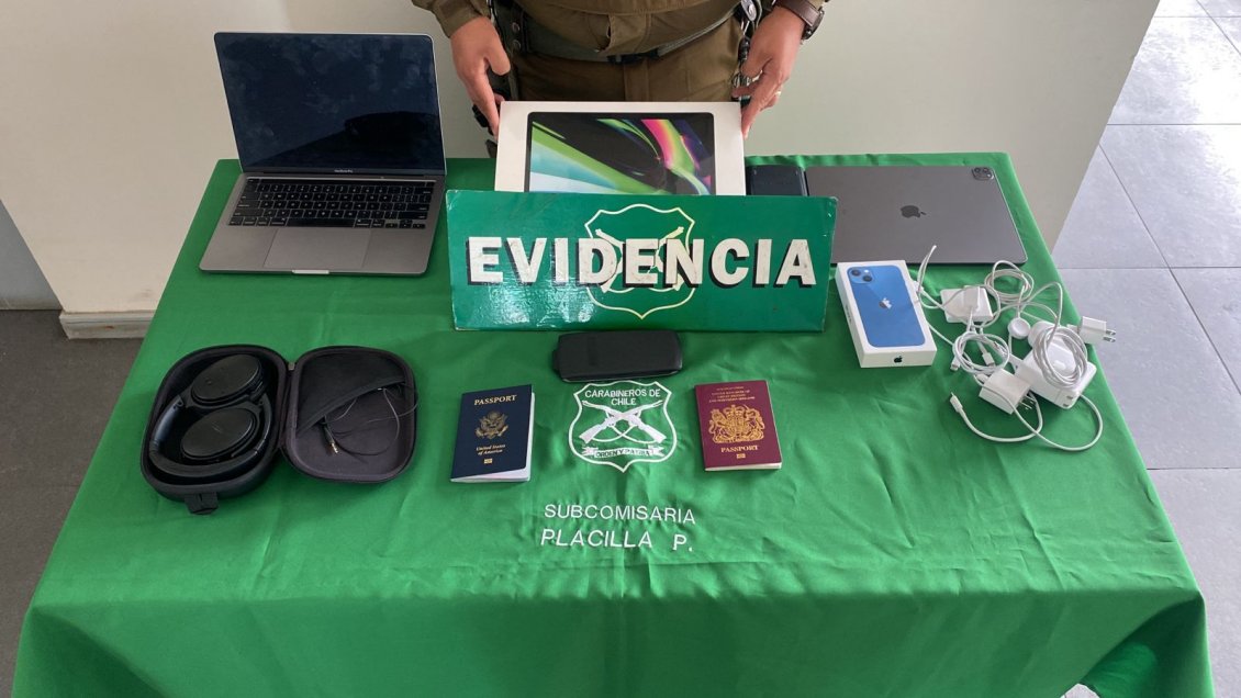 Sujetos detenidos comprando en Placilla viajaban en auto robado en el aeropuerto: Los delató el GPS