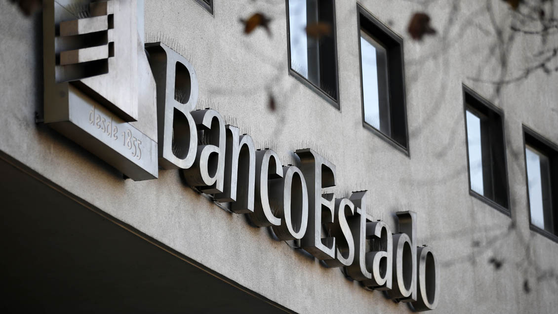 Boric designó nuevo directorio de BancoEstado: DC critica nombre de Tamara Agnic