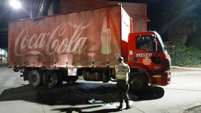 Mujer falleció tras ser atropellada por camión en Santa Cruz