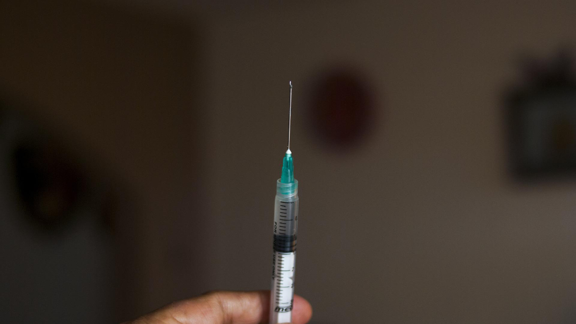 Francia: Autoridades en alerta por presuntos ataques con jeringas en locales nocturnos