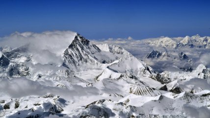  China inició expedición al Monte Everest: Instalará una estación meteorológica 