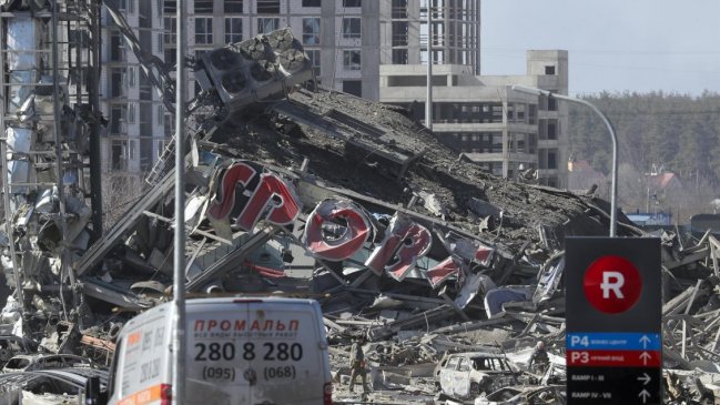 Al menos 220 niños ha muerto y 407 resultaron heridos en bombardeos rusos