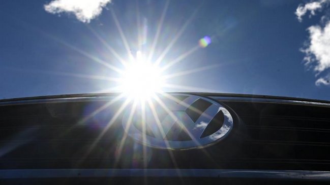 Volkswagen suspenderá producción en una planta de Brasil por falta de piezas