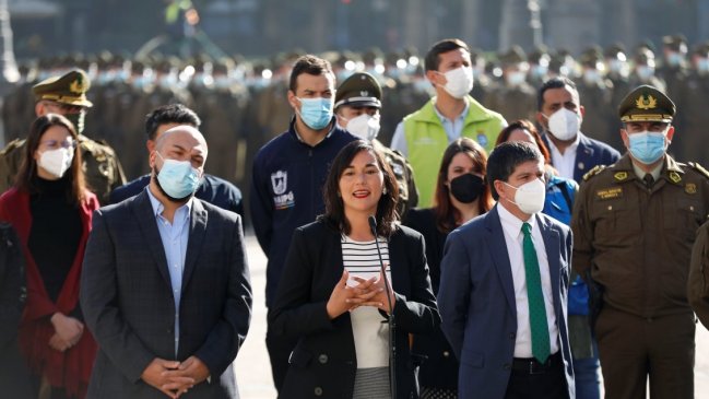 Interior anunció reforzamiento de dotación de Carabineros en 17 comunas del país