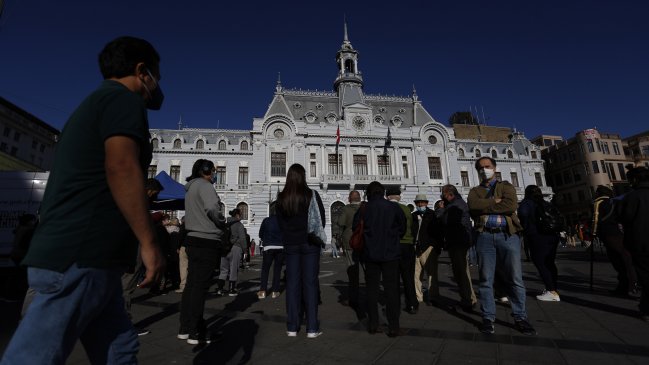 Balance Covid: Con casi 13 mil casos activos, positividad en Chile llega al 5,3 por ciento