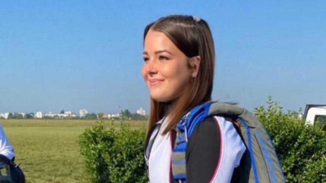 Mujer se lanzó desde avioneta y no abrió su paracaídas