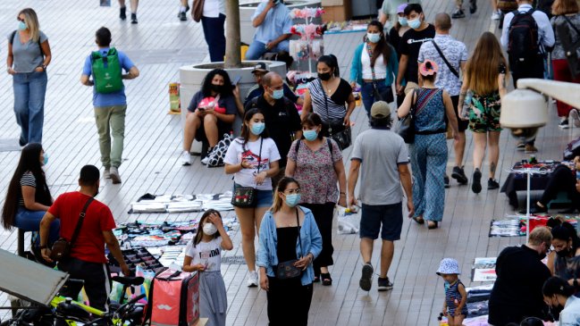 Todas las comunas de la Región Metropolitana retrocederán de fase