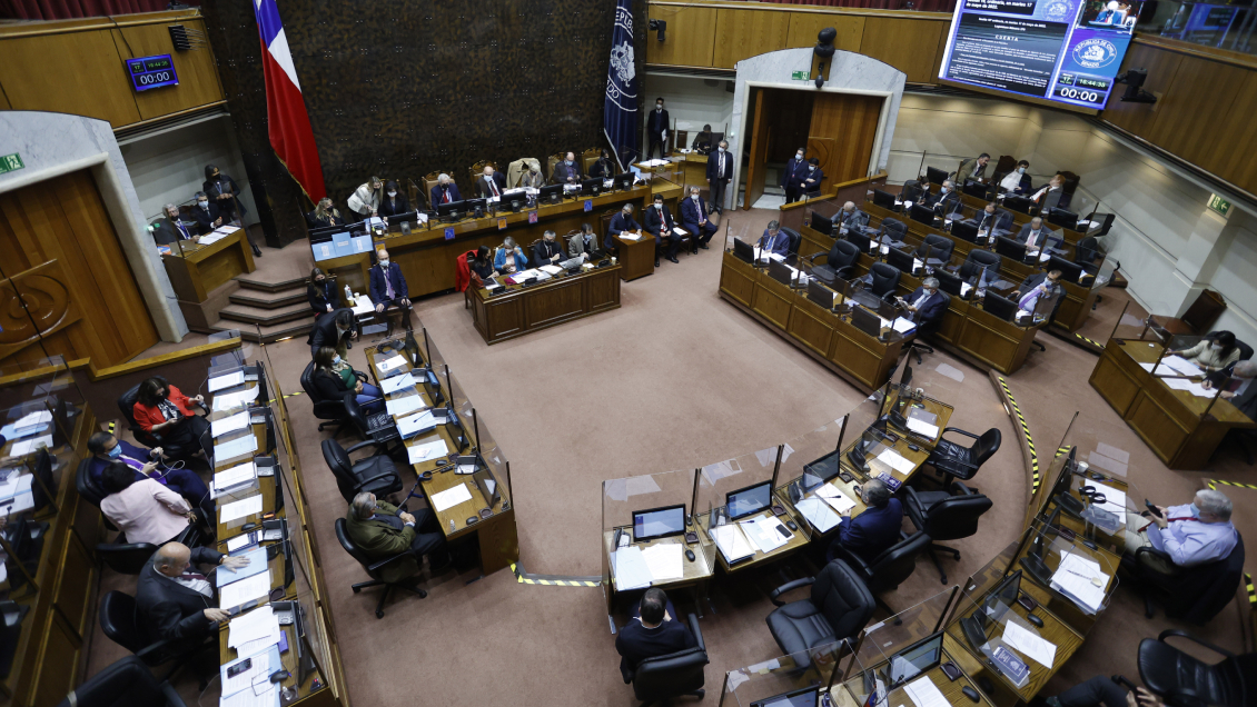 En votación casi unánime, el Senado aprobó el aumento del salario mínimo