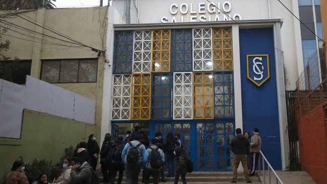  Colegio Salesiano de Valparaíso alista detector de metales para mayores de 14 años  