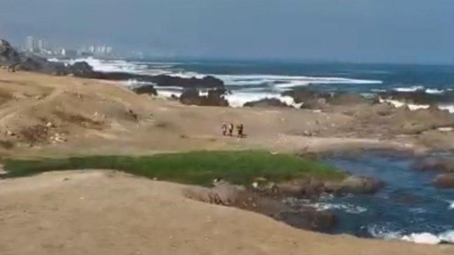 Sigue la búsqueda de hombre que desapareció en el mar en Antofagasta