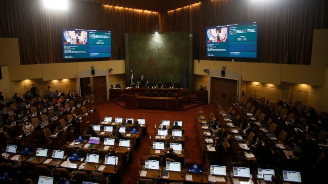 Parlamentarios piden al Gobierno avanzar con el proyecto de las 40 horas laborales