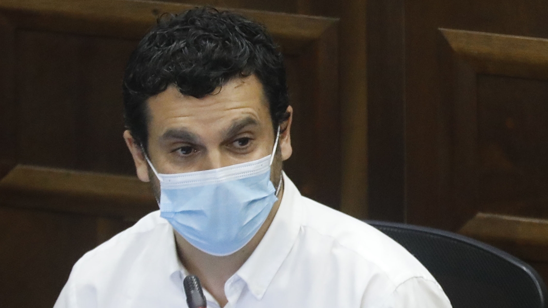 Bassa: Legislar vía decretos para la transición constitucional 