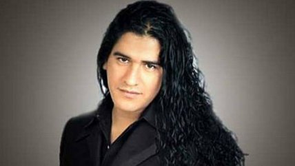   Ariel Puchetta, vocalista de Ráfaga, se cortó el pelo después de 33 años 