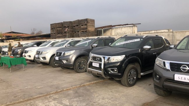 Ocho vehículos adulterados fueron incautados en domicilios y automotora de Requínoa