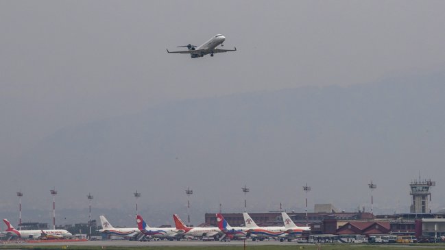  Avión con 22 personas a bordo se encuentra desaparecido en Nepal  