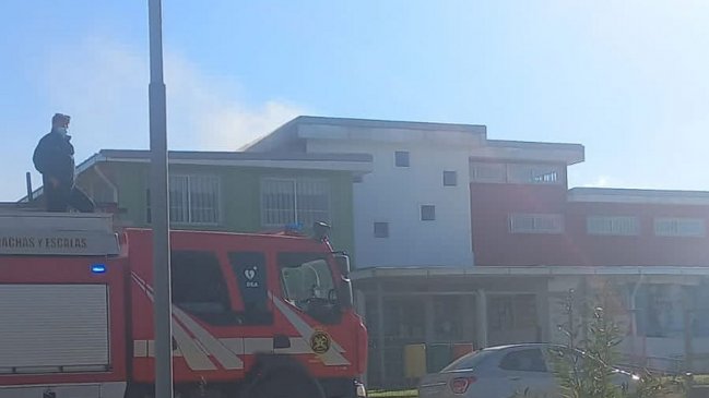 Bomberos de Valdivia se movilizaron por alarma de incendio en jardín infantil