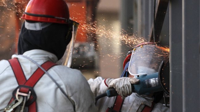 INE: desocupación de la población extranjera fue de 5,7% entre febrero y abril