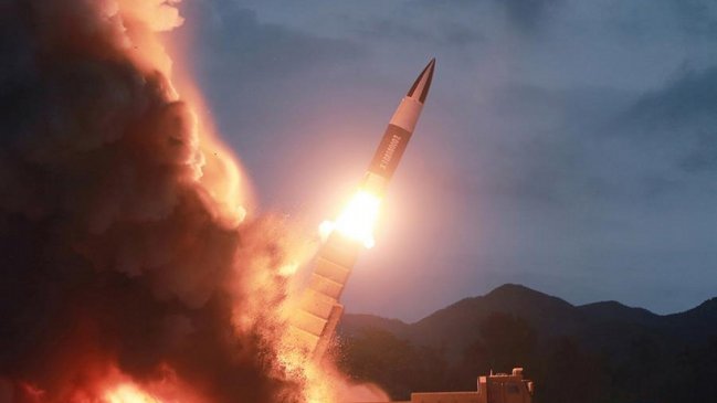  EEUU y Corea del Sur lanzan ocho misiles en respuesta al último test norcoreano  