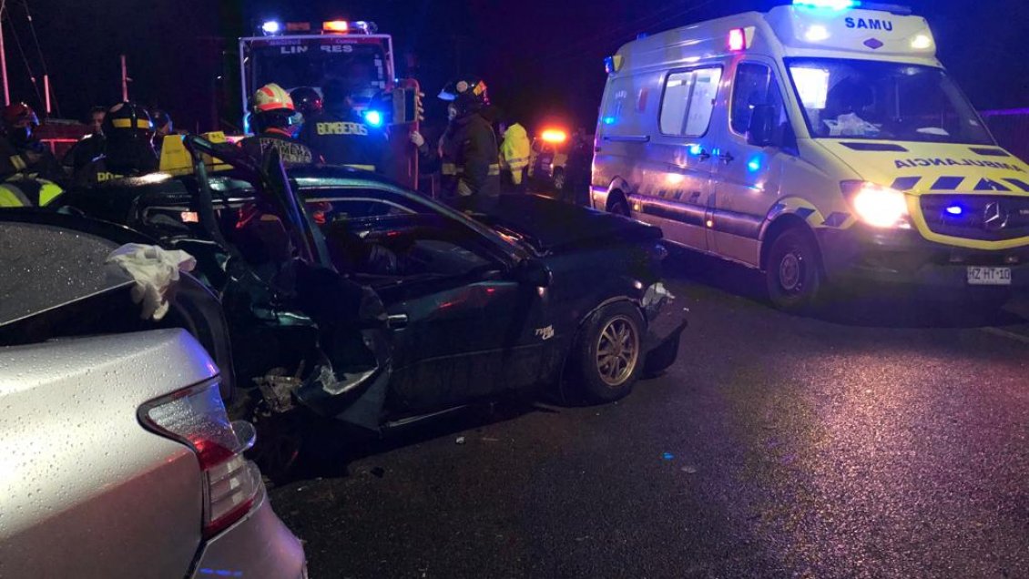 Accidente de tránsito dejó a un joven fallecido y dos heridos graves en Linares