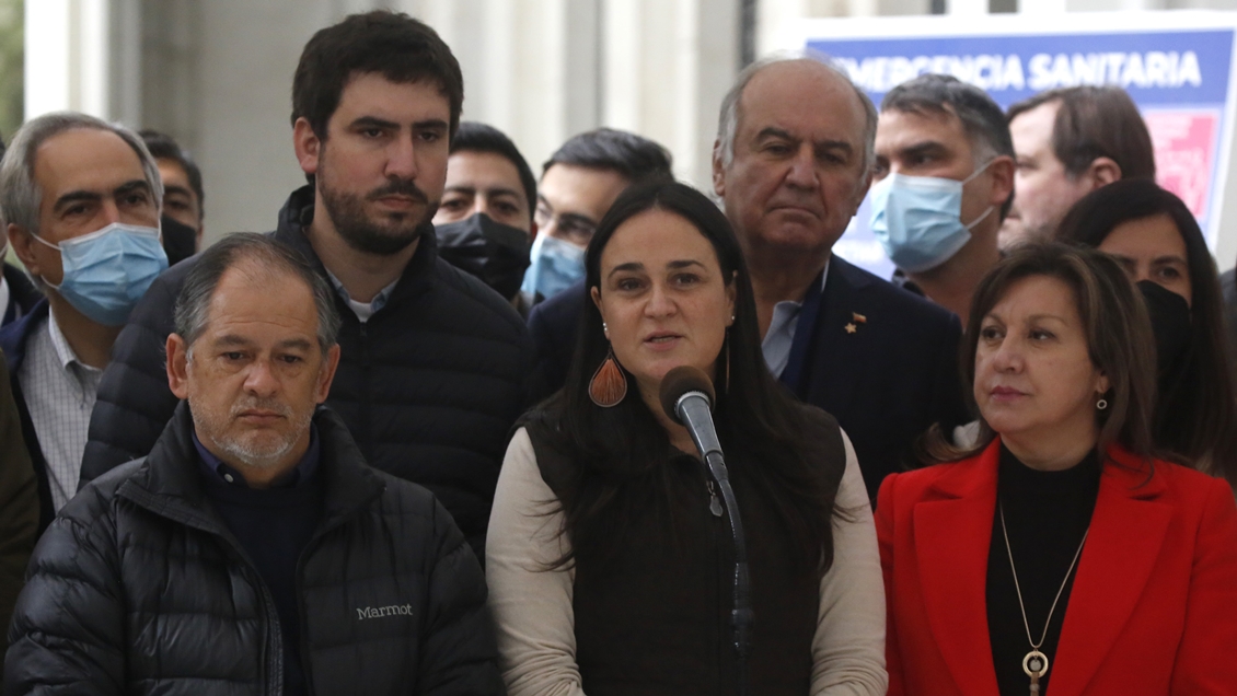 ¿Qué pasa con los convencionales de la derecha, cuyos partidos ya anunciaron Rechazo al texto?