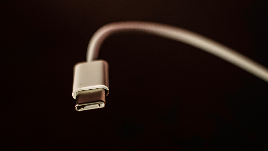 Todos con USB-C: Unión Europea acordó cargador universal para dispositivos electrónicos