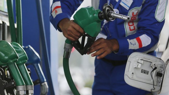 Congreso despachó a ley el aumento del techo del Mepco: Evitará alza de 400 pesos de los combustibles