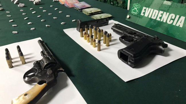 Valparaíso: Joven de 18 vinculado a tiroteos en El Vergel fue detenido por venta de drogas