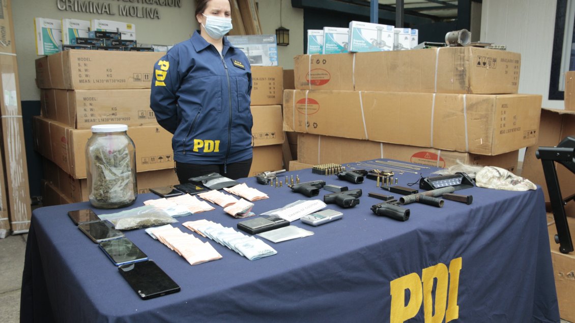 Banda robaba partes especificas de camionetas: nueve detenidos con armas y drogas