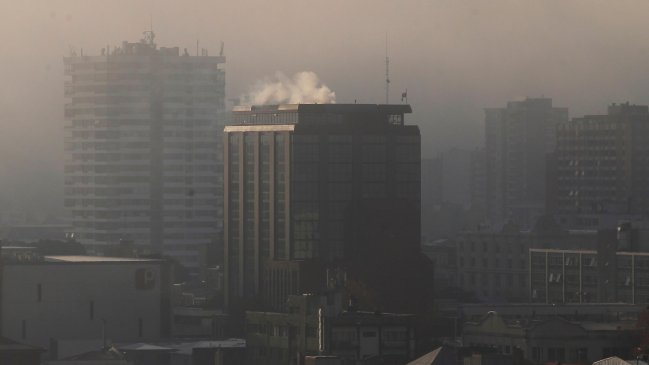Los Ángeles y 10 comunas de Concepción se encuentran bajo preemergencia ambiental