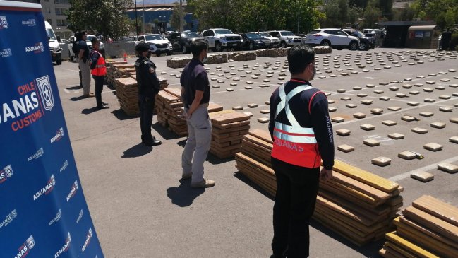 Interceptan 898 kilos de marihuana 