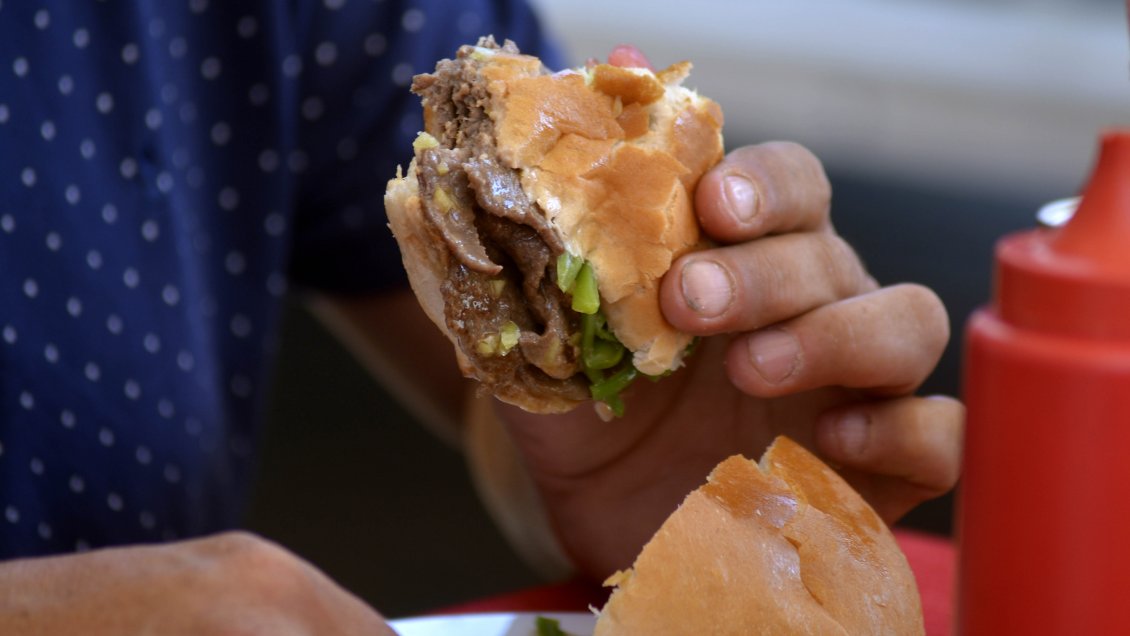 ¿Los genes determinan lo que comemos? Un estudio apunta a que sí